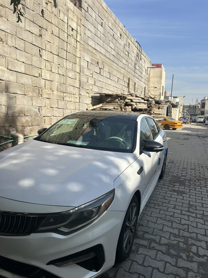 سلام عليكم سياره أوبتيما موديل 2019سياره ورد أمريكي حادثها سرقه فقط بنيد سياره نضيفه بمعنى الكلمه سياره كلها ليبل وحد السياره فول موصفات للخير مزوعه يعني شكو موصفات بالك موجوده بيها السياره نضيفه ومشيه قليل السياره حره وتحويل ومباشر بسم المشتري سعر السياره 153  المكان بصره رقم الهاتف *********** موجود فقط عله الرقم
