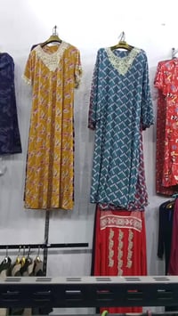 ملابس • بضاعة جديدة • كوفة شارع المعمل