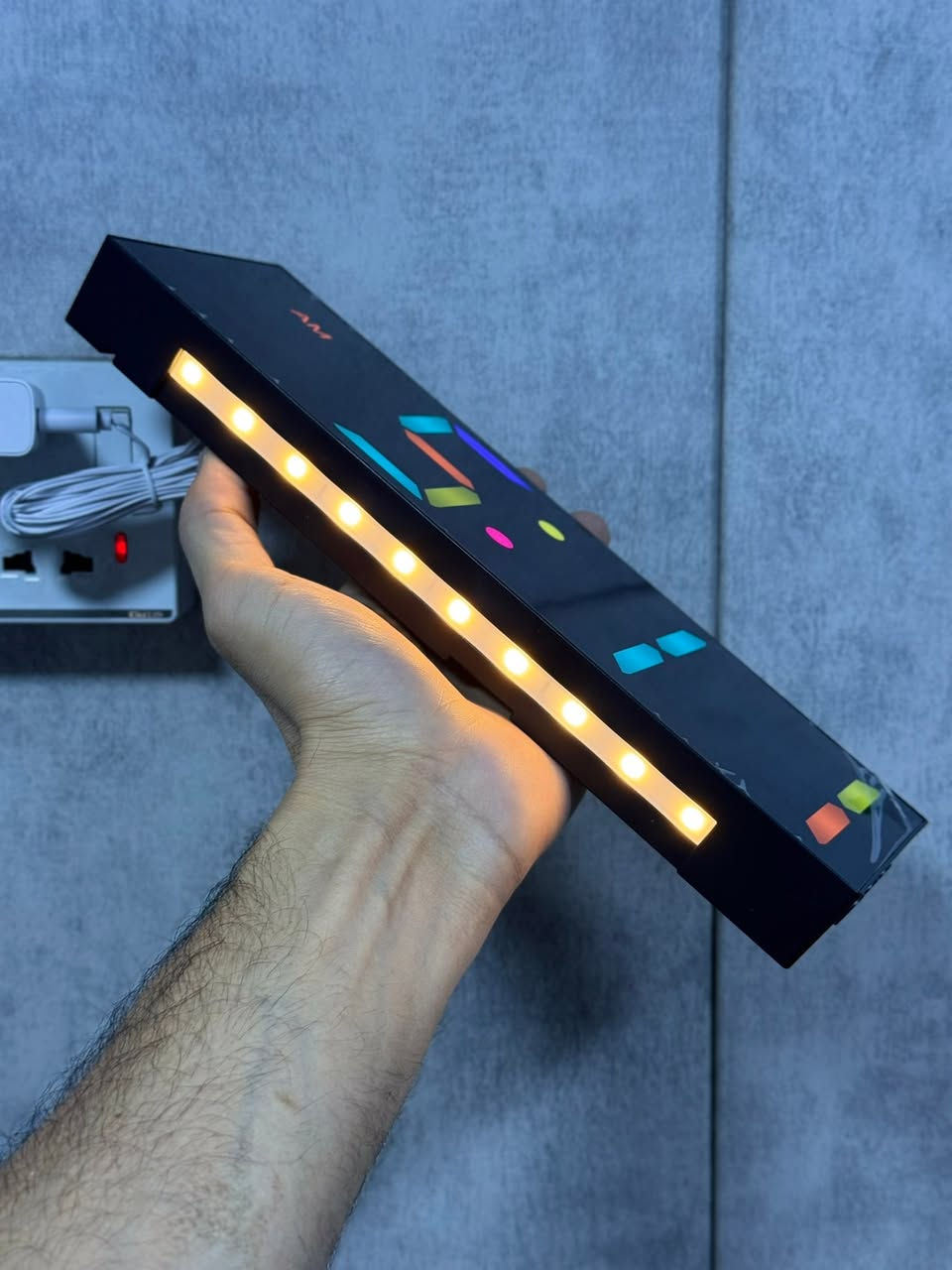 ساعة RGB مرتبة 
للحجز خاص 
رقم وتساب ***********
