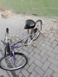 ياباني • حجم ٢٢ • نضيف