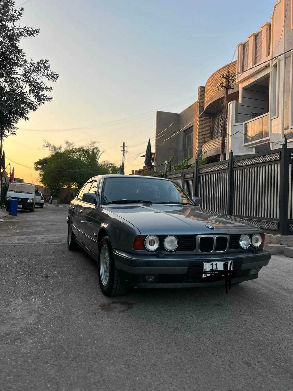 السلام عليكم
للبيع فقط 🟥
bmw 535 1991
صبغ عام للجمالية فقط 
السيارة جديدة بمعنى الكلمة 
كشنات كهرباء مخمل جديدة
جعمقة كهرباء 
مروحة كهرباء 
سلايد 
سيستم سماعات كامل مع مضخم صوت 
تايرات جديدة 
باتري جديدة 
منضومة عدسات 
رقم بغداد بسمي الجديد 
السيارة كاملة من كل النواحي 
للتواصل : ***********
السعر 110$ وبيها مجال 
اخي اذا ميعجبك المنشور اعبرة بكلمة طيبة 
تحياتي
