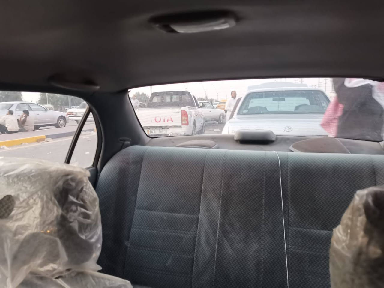 السلام عليكم الأعضاء المحترمين 
كورلا للبيع 
الموديل 1994
المحرك 1800
گير مع المكينه مكفولات بدون تنقيص او تبخير 
تبريد منظومه جاهزه بدون اي نقص فقط احد البواري بي ليك 
بدون حادث صبغ بلادي لا يوجد ظربه او طعجه فقط جراد 
كهربائيات شغاله بدون اي نقص ولا چطلات على وظع الشركه 
جام اربع كهرباء شغال + قفل 
سنويه الى 2029 داخله هزه 
السعر 50 ورقه وبي مجال قليل فقط نقوصات بسيطه درايمات يراد تبديل 
كشنات بلاديه مال الشركه وبحاله جدا ممتازه 
رقمي واتساب ***********
المكان البصره الزبير البترو كيمياويات
