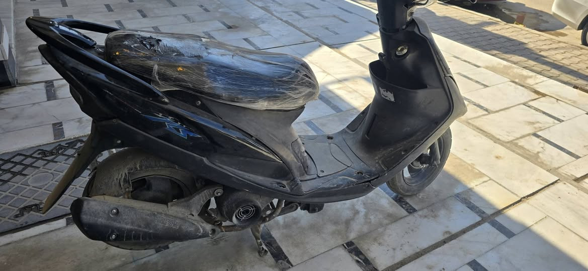 السلام عليكم ماكس عدله للبيع او مراوس بايراني كهربائيات شغاله سلف وهندر شغال السعر (550) وبيها مجال حك جيه
العنوان بغداد الدوره  
الهاتف _***********_
