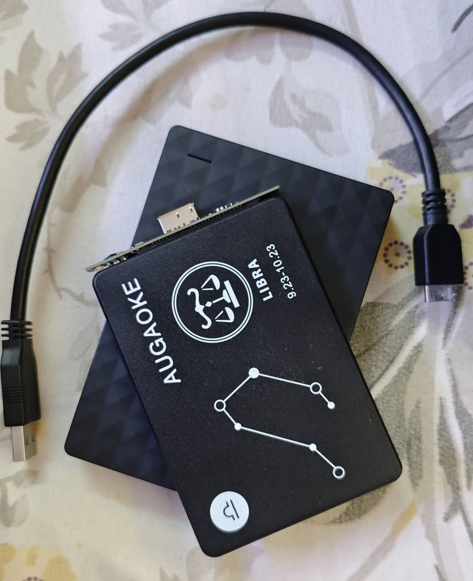 سلام عليكم
هارد توشيبا 1tb مع راك اكسترنل 
65 قفل علفحص مستخدم فقط نقل بيانات مرتين من والى
الثاني هارد ssd 700gb مع راك اكسترنل مستخدم محمل بي العاب فقط وخال بي gta v وبلاك اوبس 6
للفحص والتأكد من السرعه والسعه
سعره 65 قفل
بغداد الشعب *********** واتس اب

