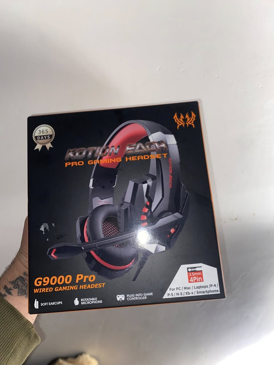 بوكو باد 
ذاكره 256 رام 8  
حجم الشاشة عملاق 12.1  120 هيرتز 
8 سماعات محيطي  
بطاريه عملاقه 10000
كامل ملحقات مشحون 4 مرات فقط 
معالج سناب دركون 7 إس چين 2
يدعم فائق الدقة 60 فريم ببجي يعني اعلئ شي 
مستخدم شهر تقربيا سعره 250 قفل 

إذا مع السماعه يصير 270 
مكاني ايسر مجمع هيما ستي


**إذا كنت صاحب هذا الإعلان وتريد حذفه لأي سبب، رجاءا أرسل رسالة إلى الدعم الفني**