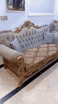 تخم ملكي سعره ٥٠٠
مكاني حي جهاد ***********
