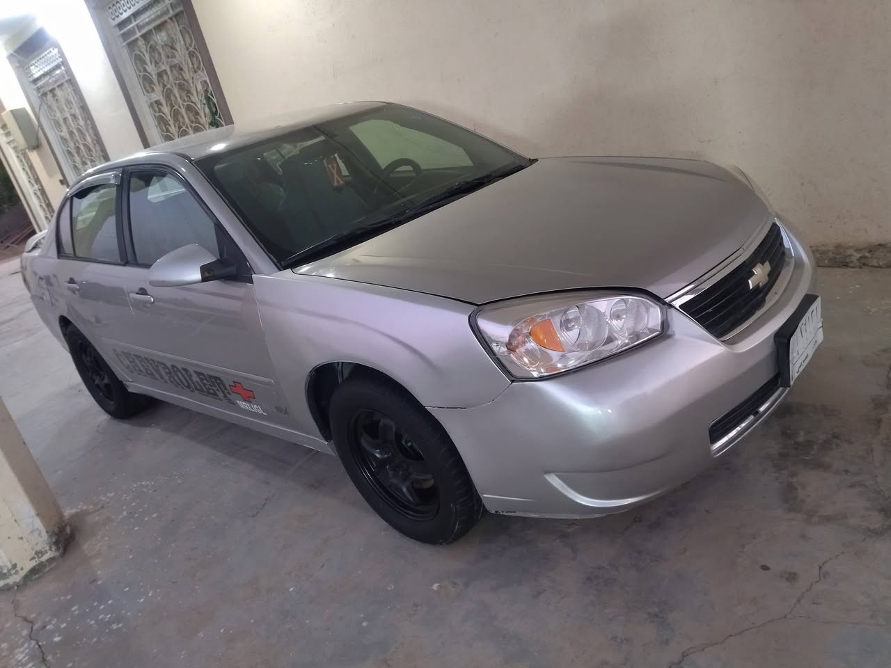 ماليبو 7 بغداد محرك2400بيه جاملغ صبغ فقط السعر70 محوله. نكليزي شعندك اوبتره نزله ***********
