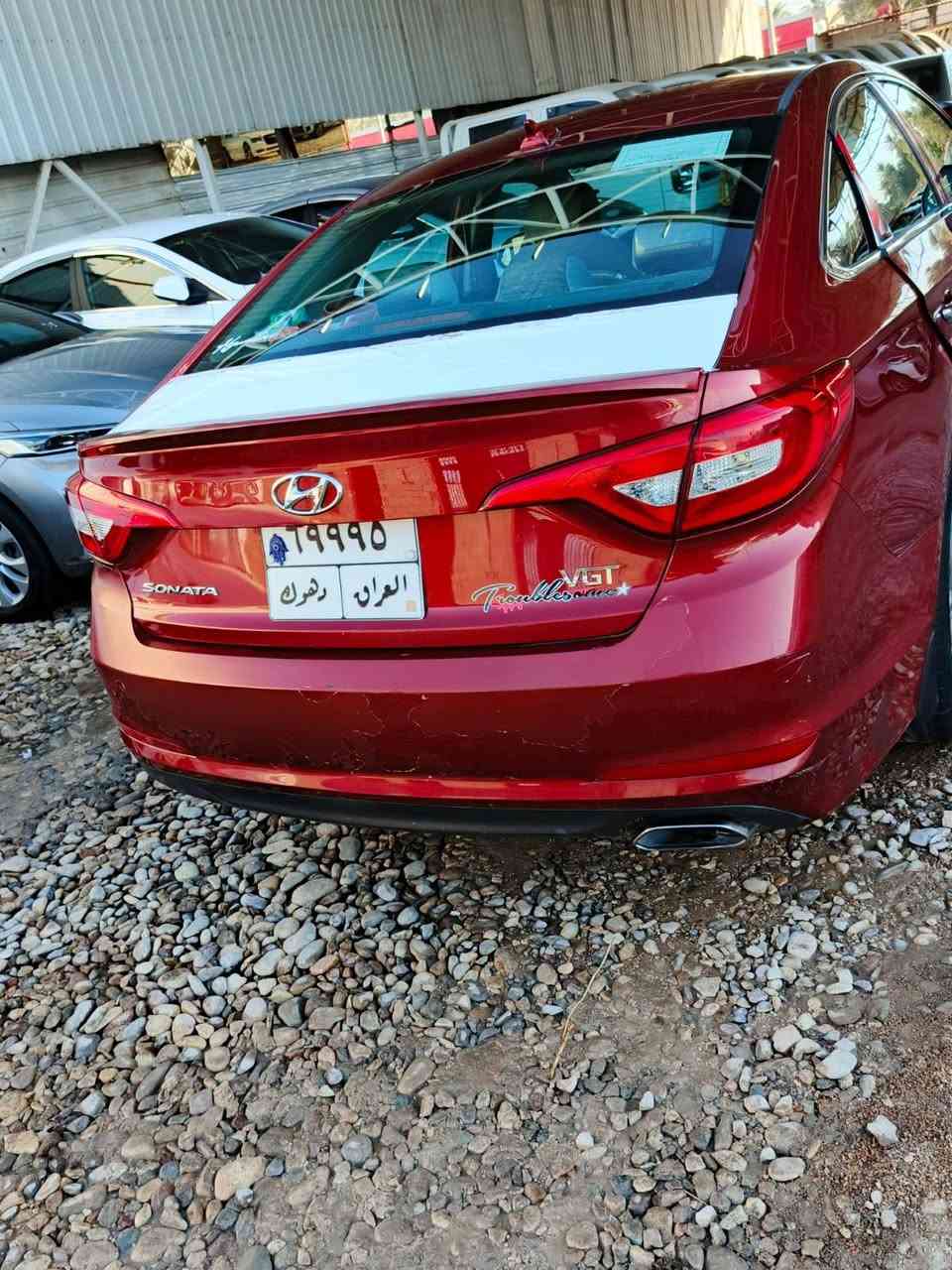 السلام عليكم سوناته موديل 2015
رقم دهوك سنويه منتهيه 
سياره جديده معنه الكلام ماشيه قليل
مكينه جديده جاهزة من كلشي الف متصرف عليه 
ضرره بنيد مبدل فقط بدون دواخل 
باقي التفاصيل على رقم ***********
بيع او مراوس بالخدمة 
مكان بابل الشوملي
