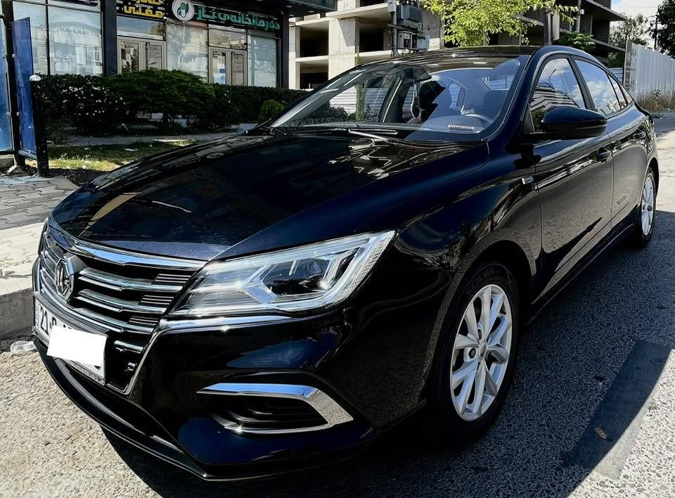 MG 5  STANDARD

2023

30,000KM

clean.

***********
