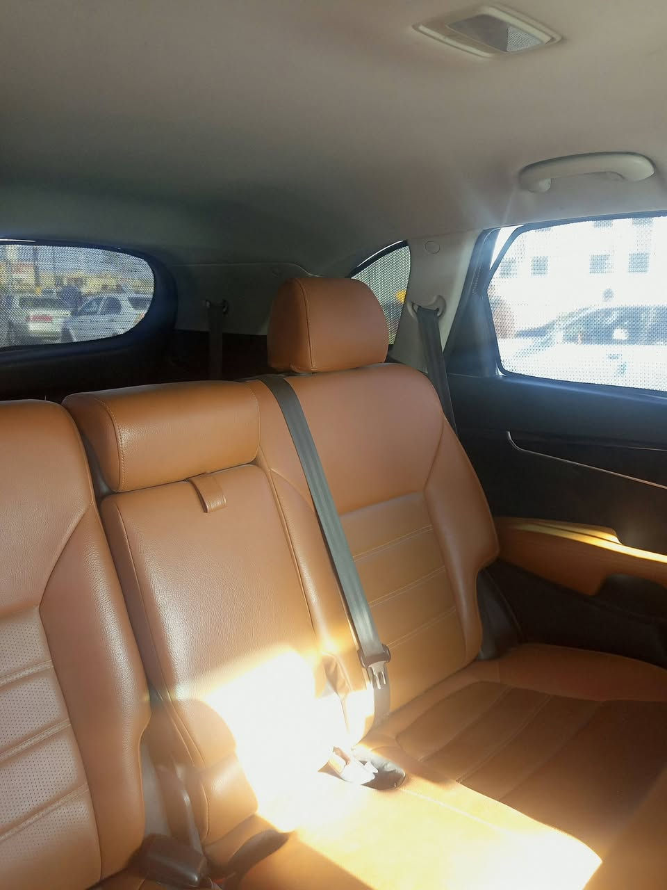 السلام عليكم
سورنتو 2020 وارد أمريكي تبديل جاملغ و البنيد فقط بدون دواخل والباقي كفاله رقم ذي قار انكليزي تحويل مباشر  بسمنه مكينه V6 سلندر  مكينه كير حداديه تبريد تدفئه كهرباء دواخل وضع الشركه 💯 استخدام شخصي 
شاشه+ كامره + فول تحكم ستيرن+ويل كب أصلي تدفئه كشنات  اشاره بالمرايه منظومة زنون+ تبريد قطعتين  مانع نزلاق+ يدات نيكل+ مضخم صوت+ بلاجكتور العنوان الناصريه مركز ‏‪***********‬‏
