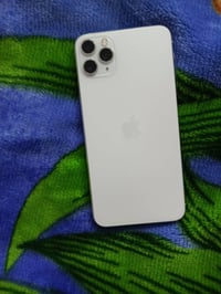 آيفون ١١ برو ماكس • شاشة مبدلة • بطارية جديدة