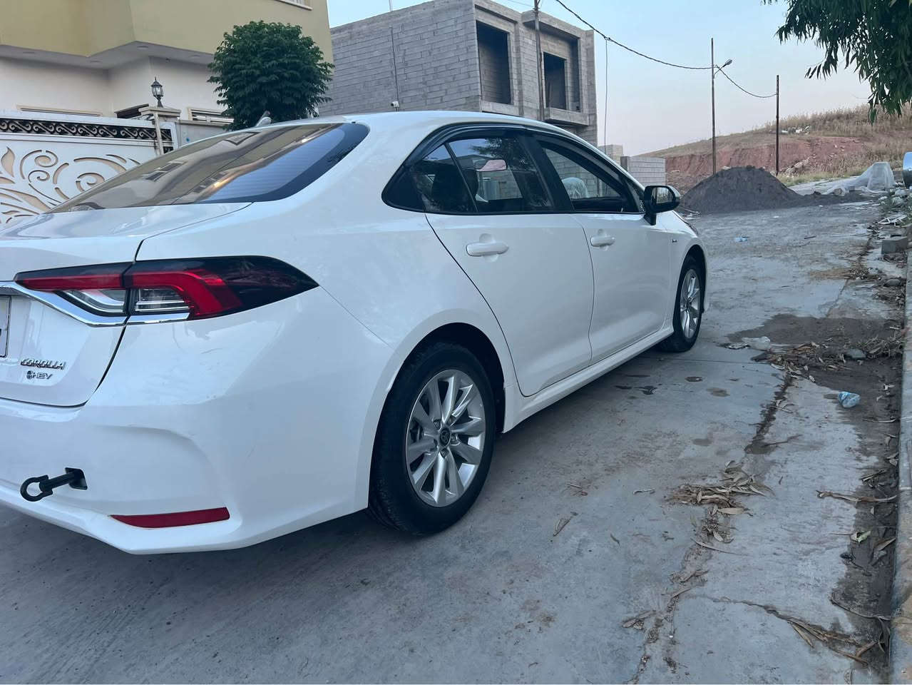 السياره زيرو رقم نينوى بيها ضرر  قبغ صندوق فقط مبدل وكالة *********** موصل, نينوى
