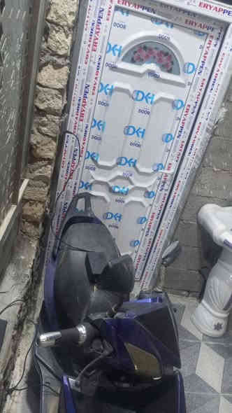 سلام عليكم دراجه شحن للبيع خمس بطاريات عل فحص كهربائياته كلهه شغاله سعر 350 قفل مكاني رمادي رقم تليفون ***********
