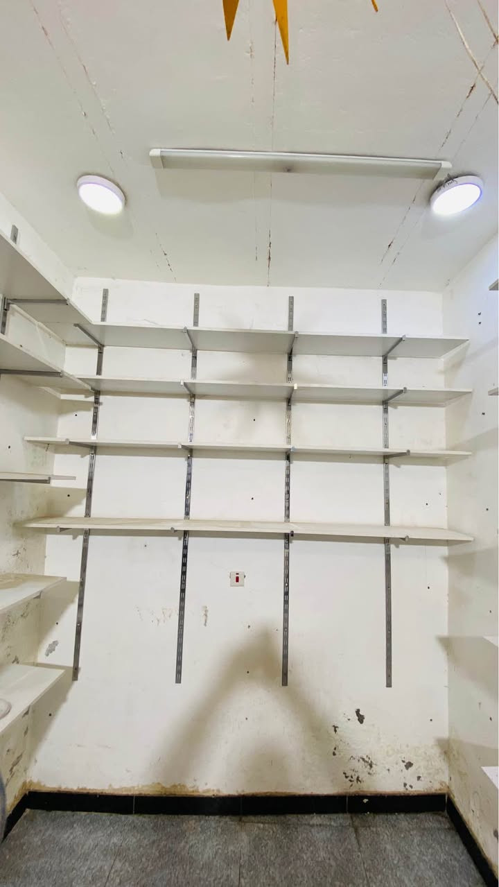 للبيع رفوف عدد 14 + شيالات عدد تقريباً 65 + سجج حديد عدد 15 عمارة, ميسان


**إذا كنت صاحب هذا الإعلان وتريد حذفه لأي سبب، رجاءا أرسل رسالة إلى الدعم الفني**