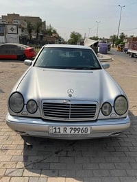 مارسدسE320 خراطيم ١٩٩٧ ام عيون لون رصاصي وارد ياباني بدون فتحه غرفه مخ...
