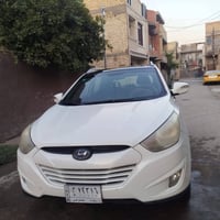 للبيع توسان خليجي  موديل  ٢٠١١ رقم بغداد  مكينة  ٢٠٠٠ بانوراما  كامرة ...