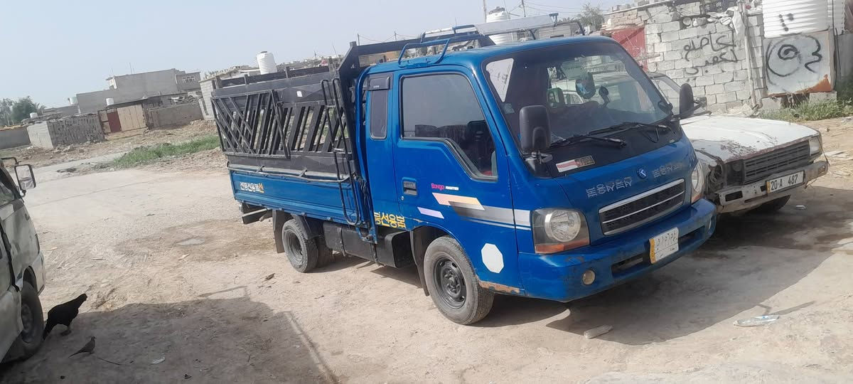 السلام عليكم كيا ام عيون2001 جير ومحرك واكسل وشاصي مكفول شرط التحويل رقم بغداد دولي السعر 75 مكان ديالى تقاطع الساد***********
