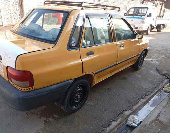 السلام عليكم
سايبه 2012 نضيفه فول كلها شغاله بس نقص غاز تبريد 
بس ضربه خفيفه يم قبق لبانزين شواصيها نضيفه مامعمره ابد  ضفاير جديده تخم تاير جديد مصفره هيئه وغرامات باسمي سعرها 30 وبيها مجال بغداد حي النصر 
***********
