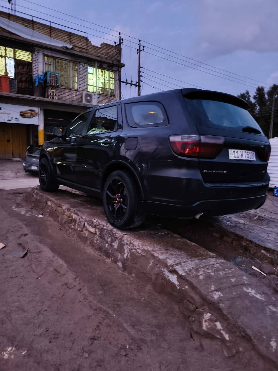 السلام عليكم ورحمة الله
سيارة دوج دورنكو موديل ٢٠١٣ للبيع أو مراوس بأوباما ..
السنوية بأسمي حادثها من أمريكا جاملغ أمامي وباب الأيمن، صور الحادث و سونار ما عندي ، بيها مكانات تصليح وصبغ أثر سقوط قمرية عليها موضحة بمقطع الفيديو 
السعر/ ١٤٣ وبيه مجال 
العنوان/ بغداد 
هاتف/ ***********
