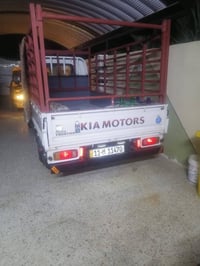 كيا حمل للبيع السيارة خير من اللة صدر تخم تاير باتري كير مكينة داخل كو...