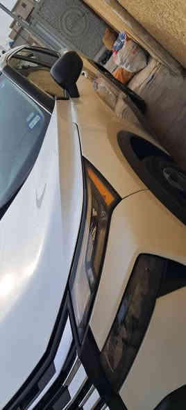 السلام عليكم 
نيسان SV  للبيع موديل 2024
سياره جديده بصمه بصمه تشغيل لايت ليد وزينون بلادي صندوك كهرباء حساس خلفي نقطعه عمياء رادار امامي وخلفي وبعد مواصفات ال SV معروفه قطعتين بيها السياره سعرها 180 
رقمي ***********
