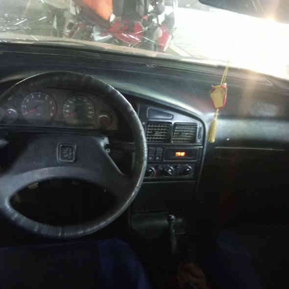 السلام عليكم بيجو راوئ مديل 2009 رقم الماني نجف راعي يريد تحويل سياره من عده الجنطه الحوض خايس سياره كربائيات شغاله تبريد شغال مكينه لا تبخير ولا تنقيص هستوني شادلهة عينه وصينيه جدد بس النمره الثالثه قويه مرات متجي السعر 17 وبيهة مجال قليل مكاني  بغداد حي اور ***********
