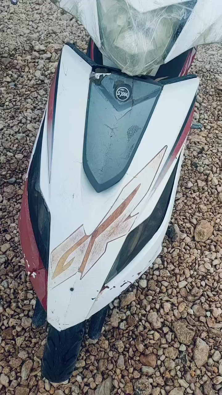 متاح دراجه سايم نحله صار شغاله بس صار صوت بالمحرك گام يشتغل شوي ويطفي باتري جديد تاير امامي جديد سلف شغال كتف جديد ابيع حديد مكسر 
المكان الرمادي التواصل خاص


**إذا كنت صاحب هذا الإعلان وتريد حذفه لأي سبب، رجاءا أرسل رسالة إلى الدعم الفني**