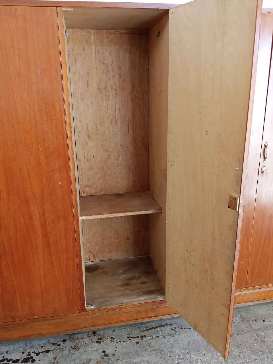 قنصور 5 ابواب نضيف وثقيل السعر 165 للاتصال *********** أو *********** موصل, نينوى
