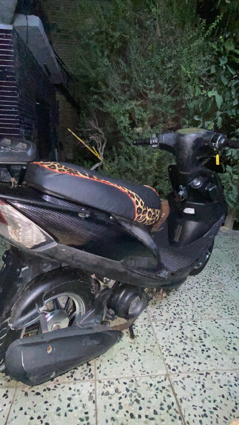 السلام عليكم ماكس عدله للبيع الدراجه خير من الله احله من الصور المكينه خير من الله ما ينسمع صوتها خرسه كهربائيات كلها شغاله لايت زنون عالي ناصي المكان البياع شرطه الخامسه 