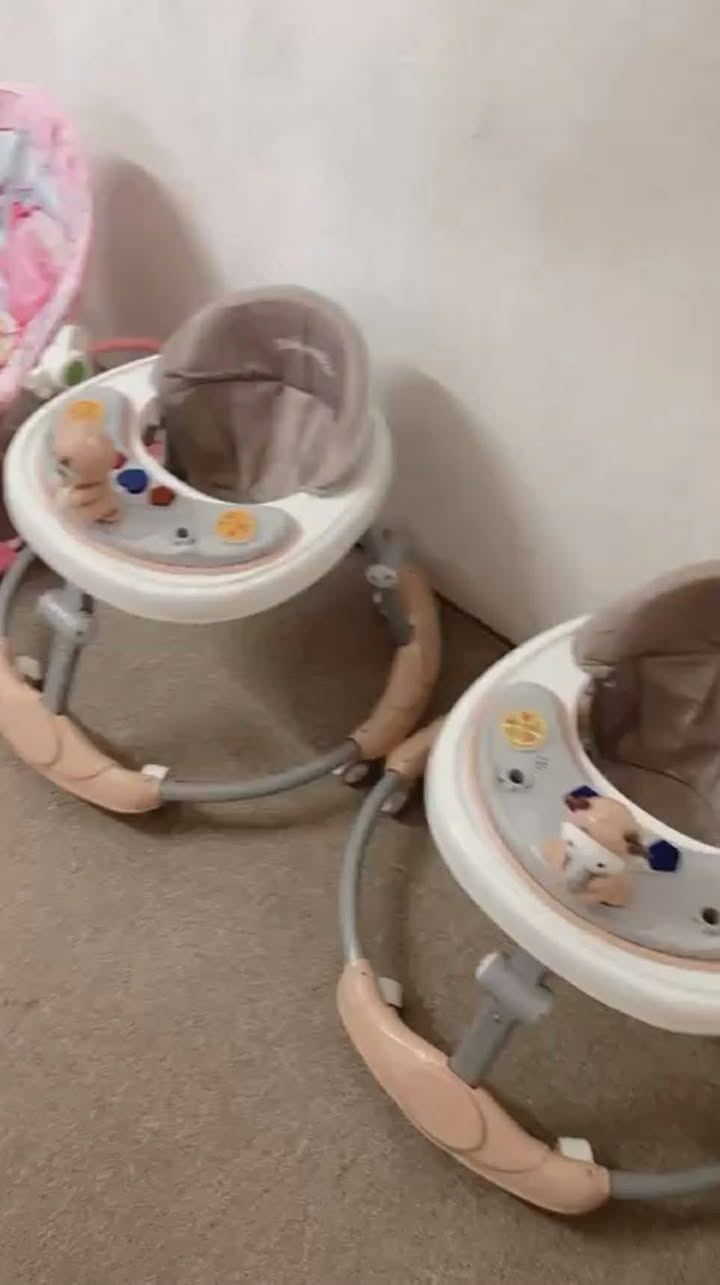 أغراض أطفال للبيع المكان الكاظميه ***********
