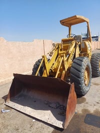 كتر ٩١٠ • ١٩٧٧ • بحالة ممتازة