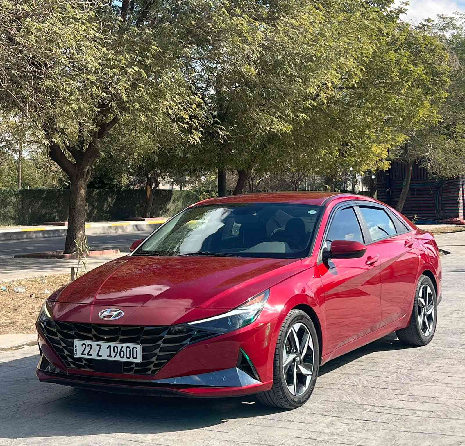 سلام عليكم
هونداي النترا 2023 فول مواصفات عدا الفتحة رقم اربيل بأسم شركة وكالة او تحويل مضمون صور الحادث مرفقة مع الصور بدون ايرباك 
المواصفات : بصمه / تشغيل عن بعد /  /  / رادار امامي / رادار جانبي /  / اوتو هولد / LED امامي / كامره دوارة / نقطه عمياء / قياده ذاتية / توقف ذاتي / رادارات / 3 انظمة قيادة نضام / مانع انزلاق / محرك 2000 دوش 

العنوان بغداد العطيفيه:📍📍

للتواصل والاستفسار: ***********
