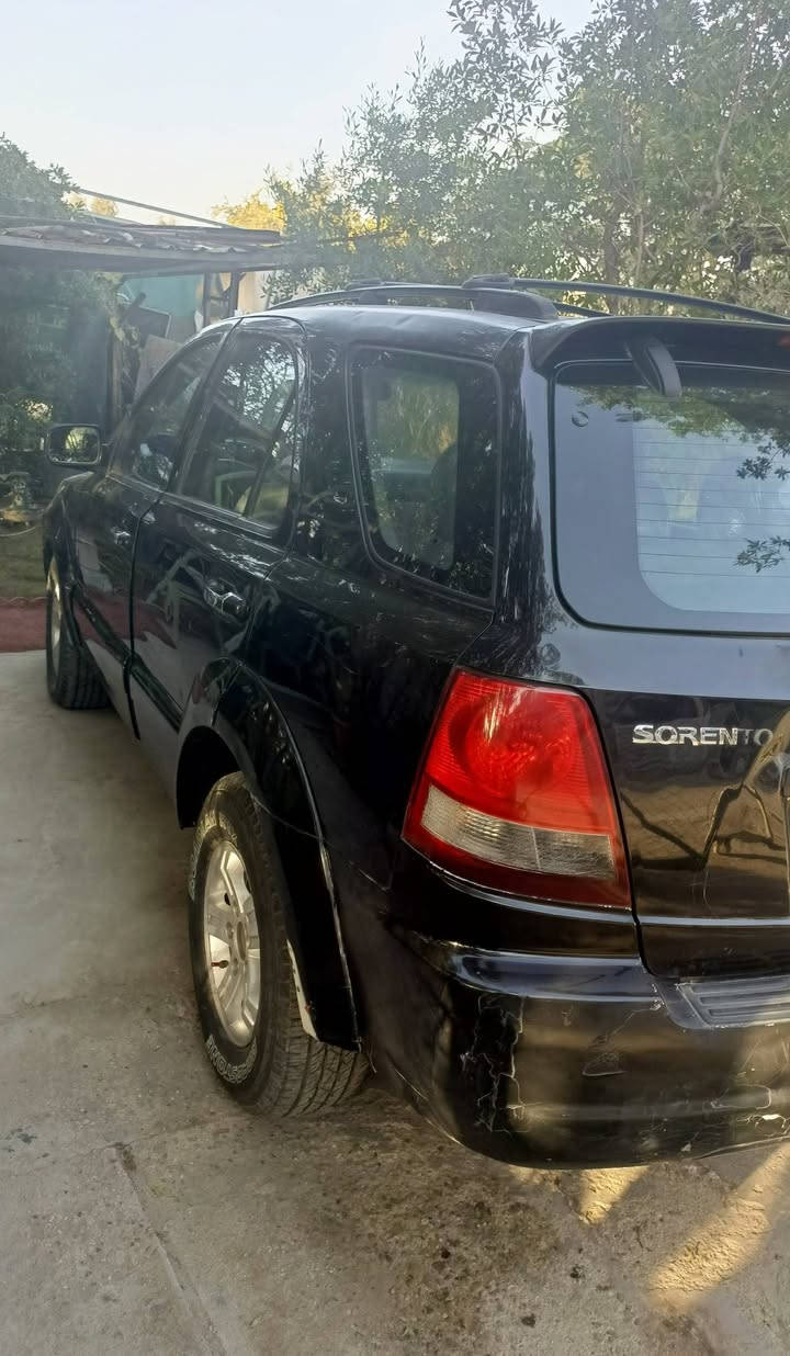 كيا سورنتو خليجي موديل2005محرك 3500 مكفوله من الصبغ والظربه ماعدا صبغ الدعاميه الاماميه والخلفيه والجاملغ الايسر الامامي بدون دواخل رقم جديد دولي ب اسمي رقم كركوك.تتحول بغداد.الغزالية هزة جديدة قبل شهر.. شاشه وكامره خلفيه لايت زنون.. تخم تاير جديد حداديه تخم دبلات قبل اسبوع مكاني بغداد البياع،،، بيع مستعجل السعر 68بيه مجال بسيط ***********
