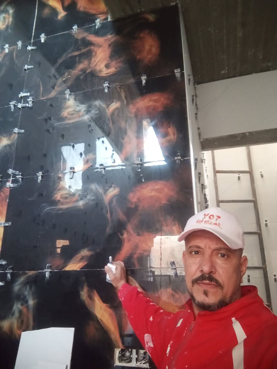 العمدة لجميع انواع السيراميك والبورسلين شغل درجه اولى للتواصل ***********
