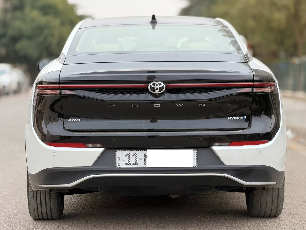 سلام عليكم .....اخوان عندي كراون ماجستا موديل 2023 خليجية وكالة عبد اللطيف ... السياره توكلر ماشيه 29 الف فقط رقم بغداد بأسمي وتحويل مباشر .. مكفوله من الضرر والصبغ فقط رصعه صغيره بارد ..... اخوان السياره جديده جدا جدا والصور تحكم وسعرها 35300$ واي استفسار هذا رقمي ***********
مواصفاته 
محرك 2400 تيربو 
بانوراما
فور ويل  
ابواب شفط 
داتا شو 
اربع كامرات 
برده كهرباء 
صندوق كهرباء 
كشنات جلد وكهرباء 
سستم صوت 
ويل كب حجم 21
لايت عدسات 
شاشه كبيره
