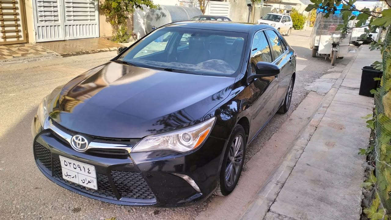 كامري موديل ٢٠١٧ موصفات se معروفة
شاشة لمس + كاميرة
تحكمات استيرن + تحديد سرعة
كير اوتوماتيك + عادي + كير ستيرن 
كشنات نص جلد
ماشية ١٧٠ الف مايل
ضرر بنيد صبغ + هيلال جاملغ تعديل موضح بصورة
ايرباك سترين طاك راجع سيستم
سيارة مابي دواخل سيارة حيل نضيفة احلة من صورة
بشرط كير و محرك محرك مابي صوت ولا بخار ولا صرف ممفتوح سيارة مابي نواقص جاهزة من كل نواحي صدر و كلشي جديد بشرط تحويل بي غرامة يترجع بعد معاملة
سعر ١٥٥ بي مجال لطيبين
مكان سيارة كركوك رقم صاحب سيارة
*********** كركوك, العراق
