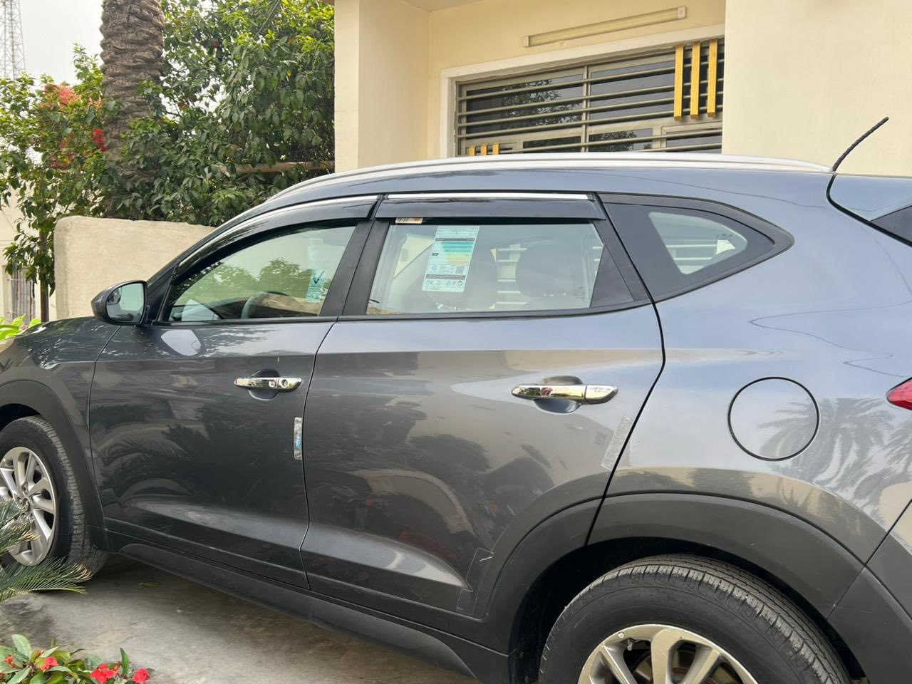 سلام عليكم سيارة توسان ٢٠١٧ وارد أمريكي 🇺🇸 حادثها فقط بنيد لا لغود لا شواصي ليبل واحد 1️⃣ شخط ما بيها سيارة 🚗 جديدة احلى من صور تخم تاير جديد تبريد خير من الله محرك على وضع شركة سيارة نص فول سيارة رقم أربيل تحويل ثاني يوم الاستفسار على الرقم ‭0775 254 4511‬
