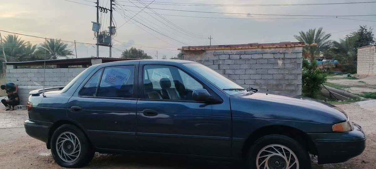 السلام عليكم ورحمة الله وبركاته سيفيا للبيع موديل 93 سياره كفاله عامه السعر 35 وبيها مجال مكلف ب النشر رقم صاحب السياره ***********
