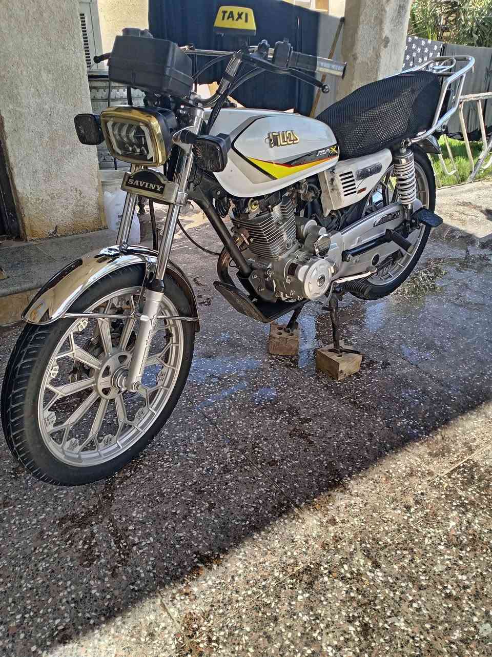 سلام عليكم للبيع موديل 24  5كير سلف وهندر كهربايات شغاله دبلات شغاله مكينه خرسه مبدل بيه ولفات فقط سعر 380 وبيه مجال حك جيه وراق كامله مكاني بغداد جسر ديالى الجديد بلكرغوليه هاذا رقمي *********** *********** مراسله مارد تصال فقط
