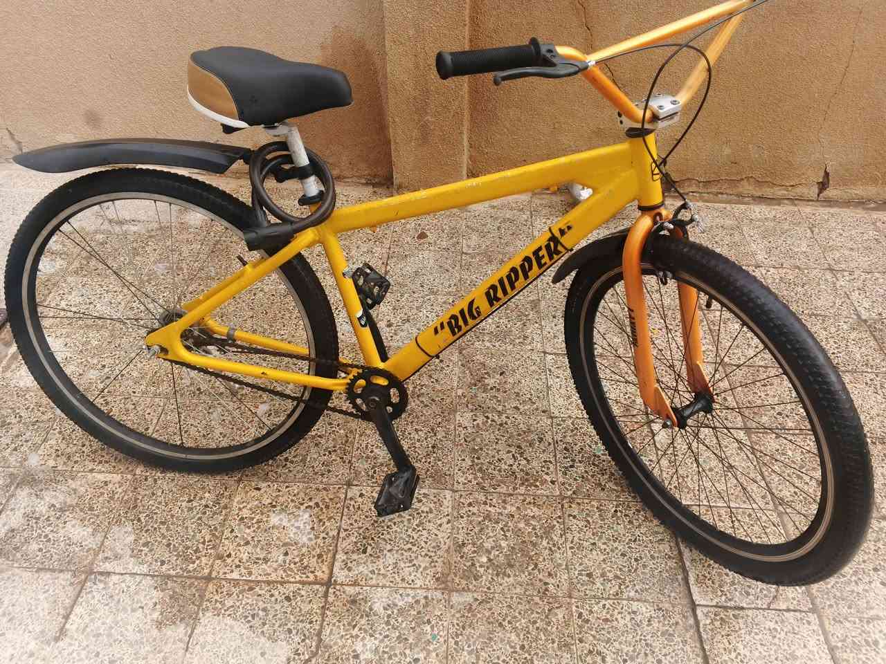 بايسكل بي ام اكس للبيع ججم 29
سعر 160 بي مجال موجود في العامريه اتصال على الهاتف
***********
