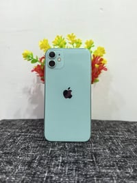 ايفون ١١ • ١٢٨ • بطاريه ١٠٠