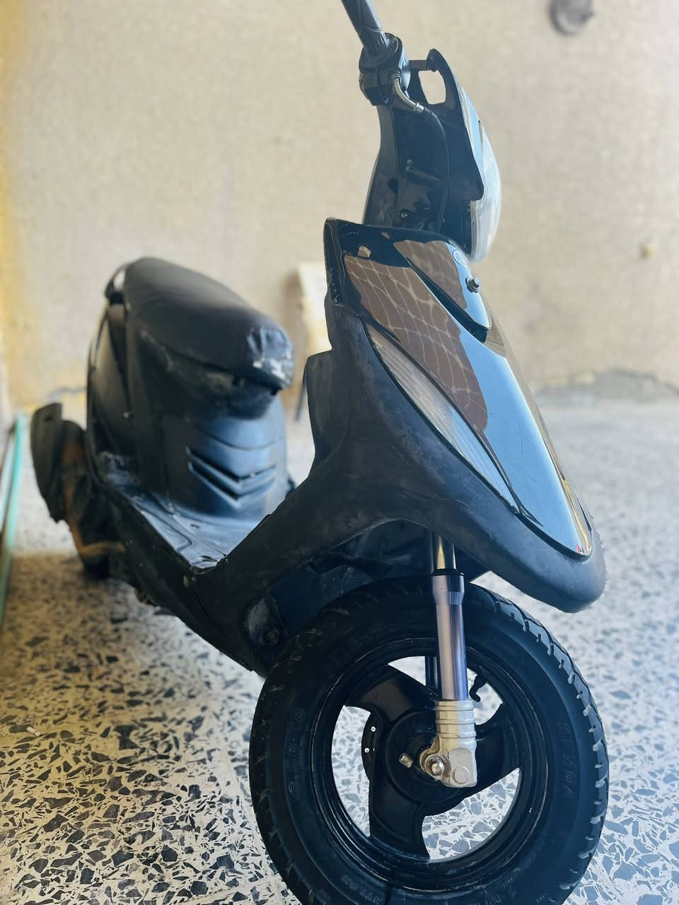 السلام عليكم دراجه ماكس عدله للبيع دراجه نضيفه نقصها بس خرز و سلف دراجه شغاله شلعه معدل فول مكان الحسينيه شراي اتصل ما متواجد بل فيس
077 46470420
