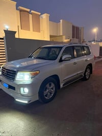 لاندكروزر جكسار • ٢٠١٥ • ٤٠٠٠