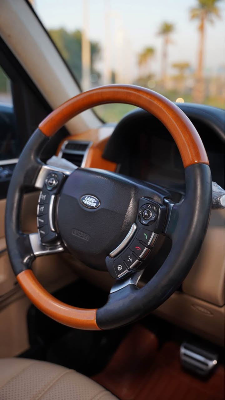 رانج روفر ڤوك (للبيع او المراوس ) 
‏Range Rover Vogue 
لون زيتوني ملكي فئة محدودة 
موديل 2010 وكالة شركة سردار خليجي 
رقم سليمانية وكالة او تحويل 
مكفولة كفالة عامة من الضربة والصبغ والتصليح
فول مواصفات أوتو بايكرافي
ما تصرف ربع عليها  

للاستفسار :***********
السعر :140$ بغداد, العراق
