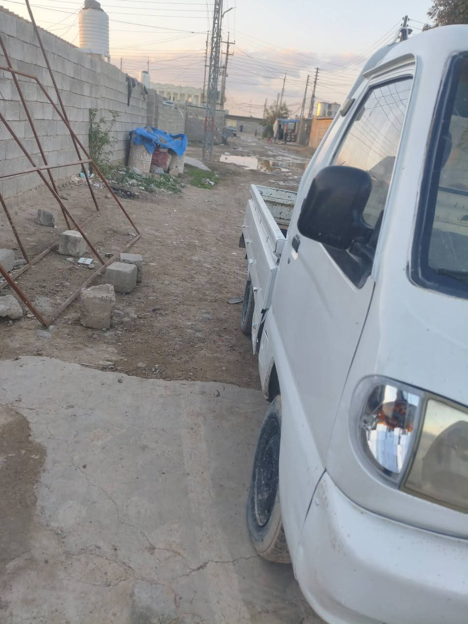 السلام وعليكم فاو 2006 للبيع السعر 16 وبيها ‏‪مجال مكان تكريت
‏‪0773 590 3614‬‏
