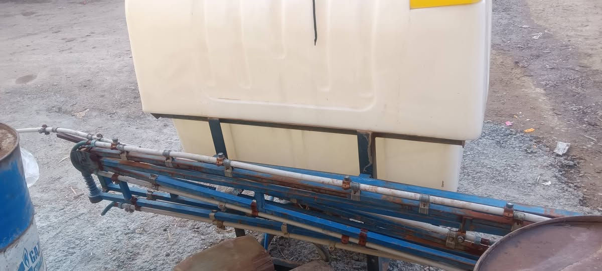 للبیع مرشە حجم 600لتری مکان قضاء بردرش قریب موصل *********** ***********بی واساب ڤایبر
