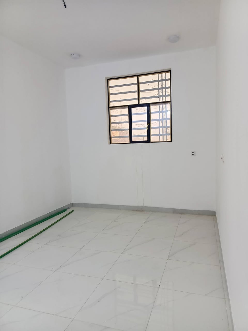 ياالله 

يوجد لدينا بيت للبيع حي ميسان خلف سكله الكرعاوي مساحه 60متر ركن طابو زراعي يحتوي على غرفه وصاله ومطبخ وصحيات صب كونكريت ارضيه بورسلين جدران سيراميك سقوف جبسن بورد شغل درجه اولى السعر المطلوب 31مليون قفل قفل قفل غير قابل للتفاوض 

للاستفسار والمعلومات الاتصال بنا ع الارقام التاليه 

***********

***********

***********

او مراجعه مكتب ألروان للوساطه العقاريه والمقاولات العامه 

عنوان المكتب حي ميسان ع الشريط قرب صيدليه الشراع مقابل الاستداره مباشر 

عندك بيت عرصه للبيع راسلنه وات ساب وتدلل
