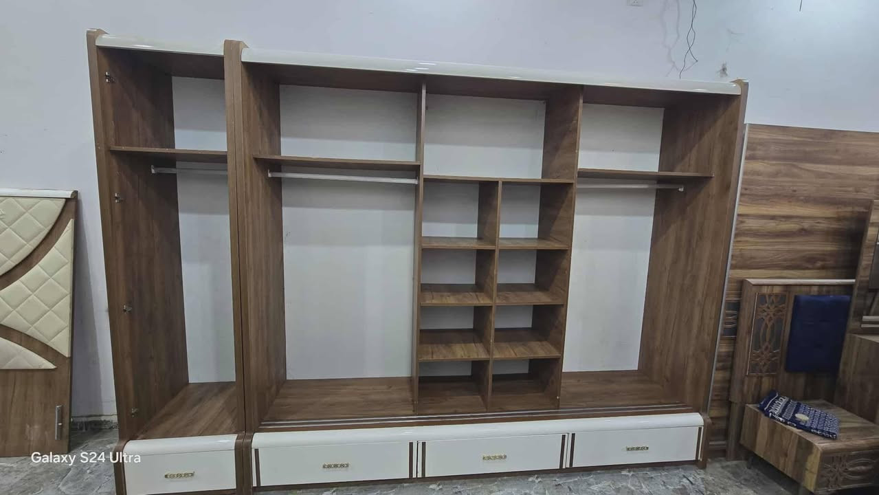 غرفه ضخمه نضافه فول 
9 قطع سعر 650  قفلهه 
شد والنقل داخل بغداد مجاني محافظات بكروه


**إذا كنت صاحب هذا الإعلان وتريد حذفه لأي سبب، رجاءا أرسل رسالة إلى الدعم الفني**