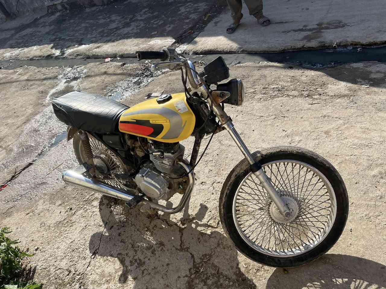 السلام عليكم دراجه تايكر للبيع موديل ١٩ مكينه خير من الله أوراق اسكنر المكان بابل الحمزه الغربي السعر ٢٤٠ وبيهه مجال رقم الهاتف ***********
