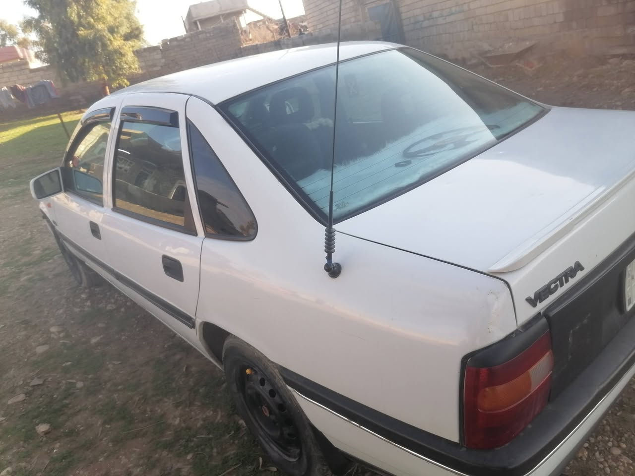 سلام عليكم اوبل فكتر 16 كوبون بنزين شرط التحويل قفل مركزي جمات  كهراب محرك شرط صبغ مابيها طخم توير سعر 55 ***********
